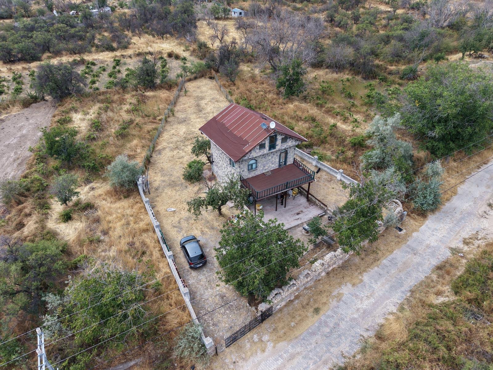 "Emlak Zet" Avanos Köybağı'nda Otantik Satılık Taş Ev